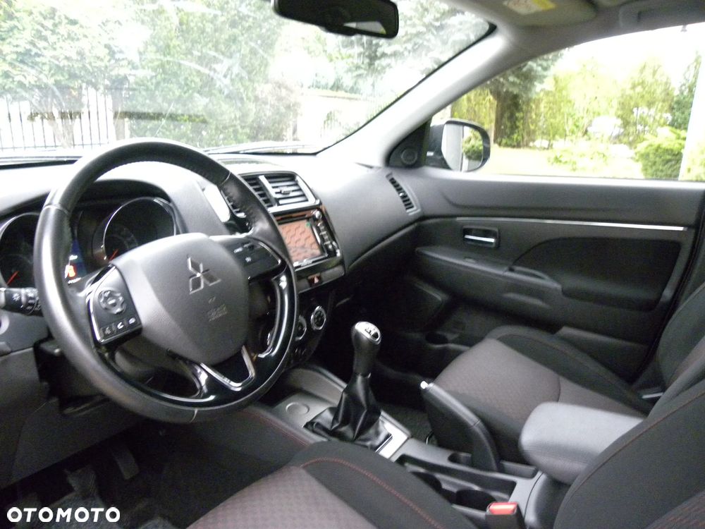 Mitsubishi ASX 1.6 2WD Edition 100+ - 18