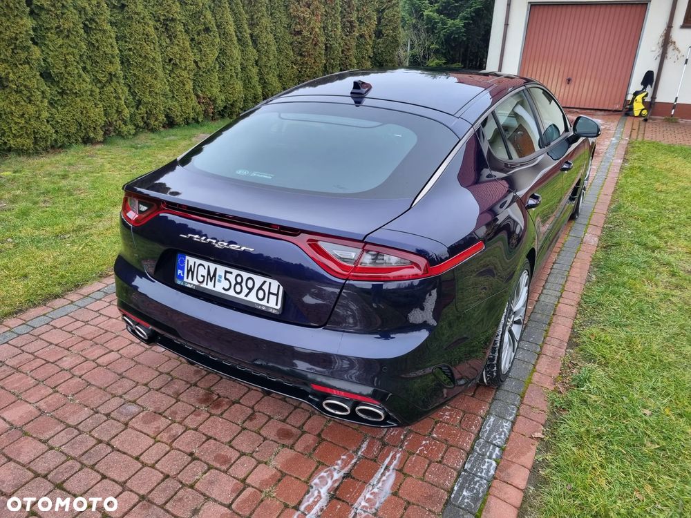 Kia Stinger 2.0 T-GDI GT Line - 16