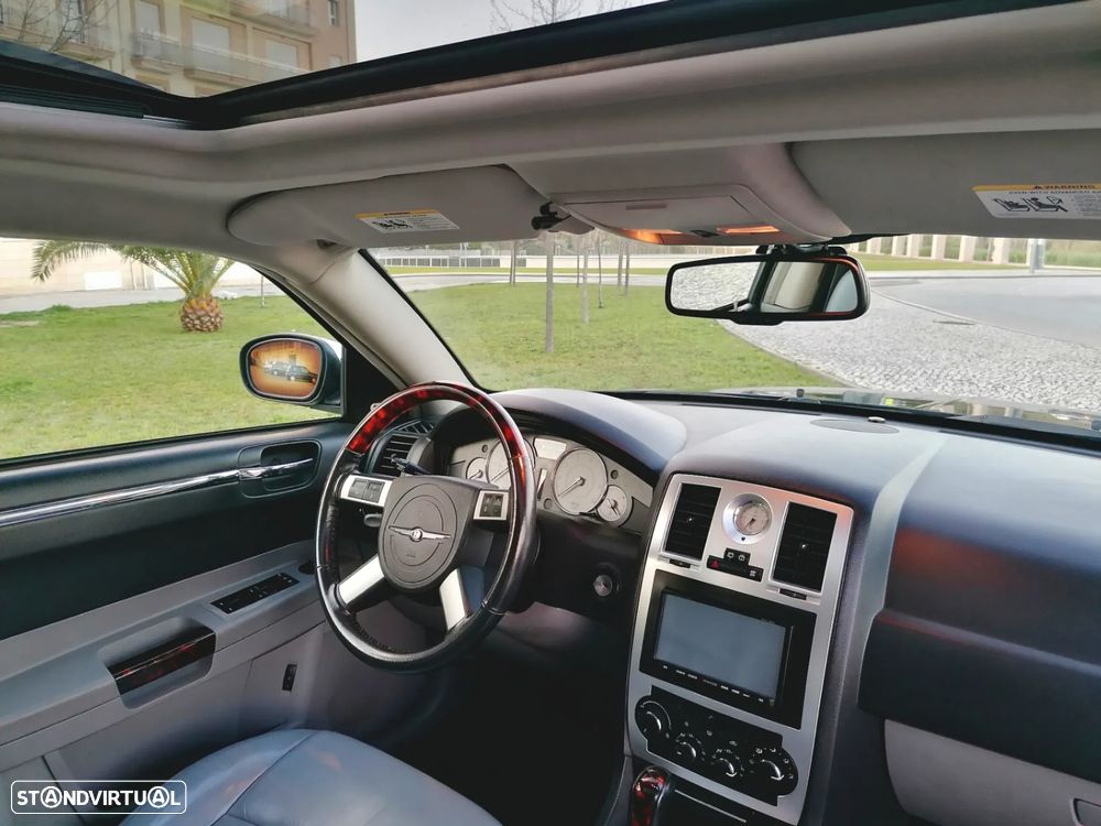 Chrysler 300 C 3.0 CRD - 12