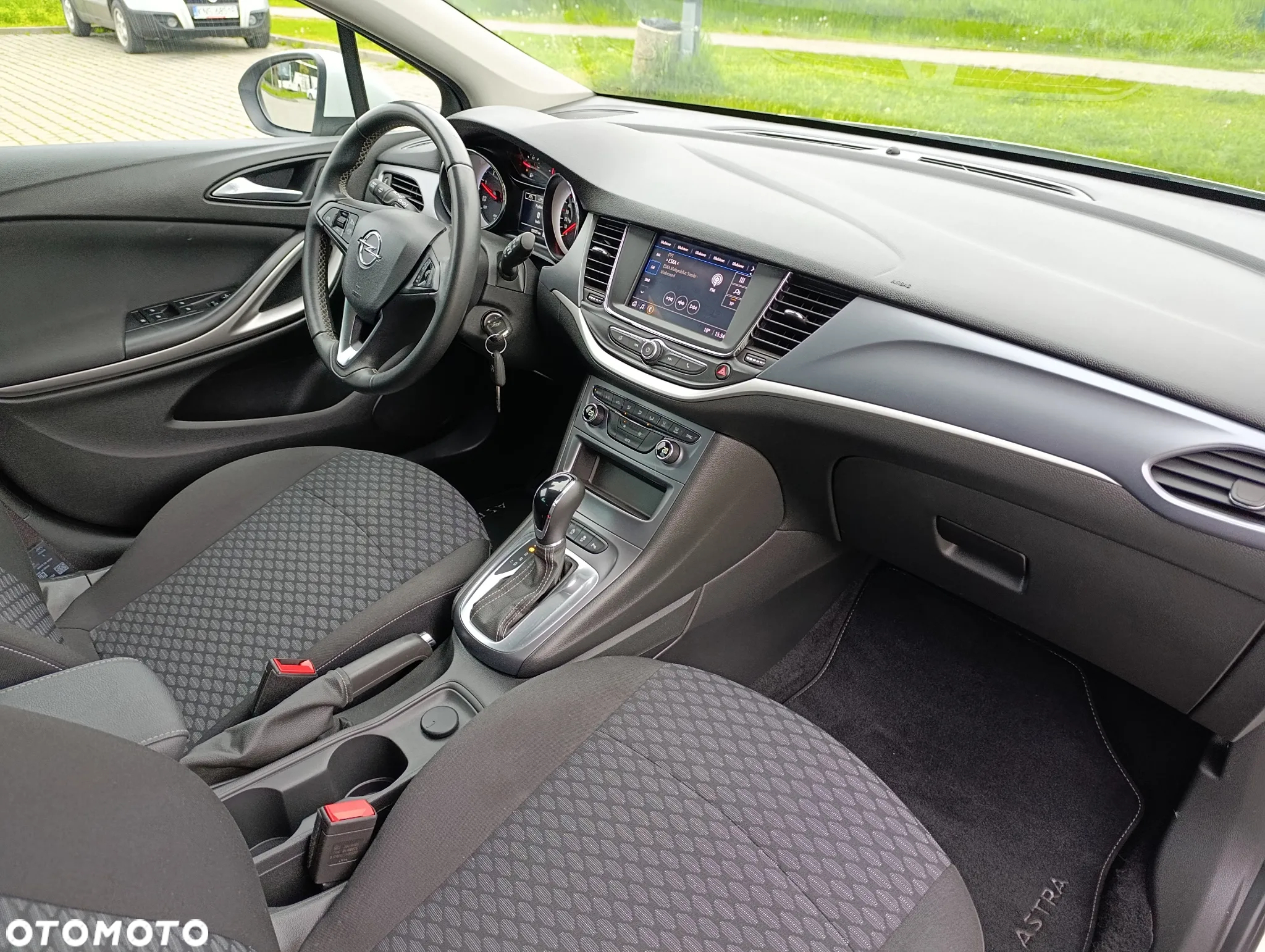 Opel Astra 1.5 D Automatik Edition - 19