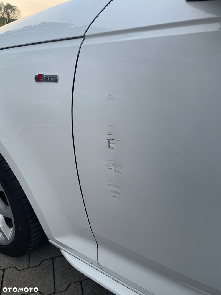 Audi A4 35 TFSI S tronic - 9