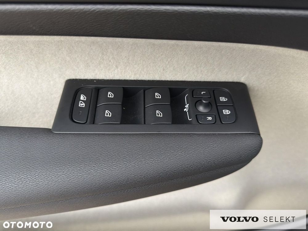 Volvo XC 40 - 27