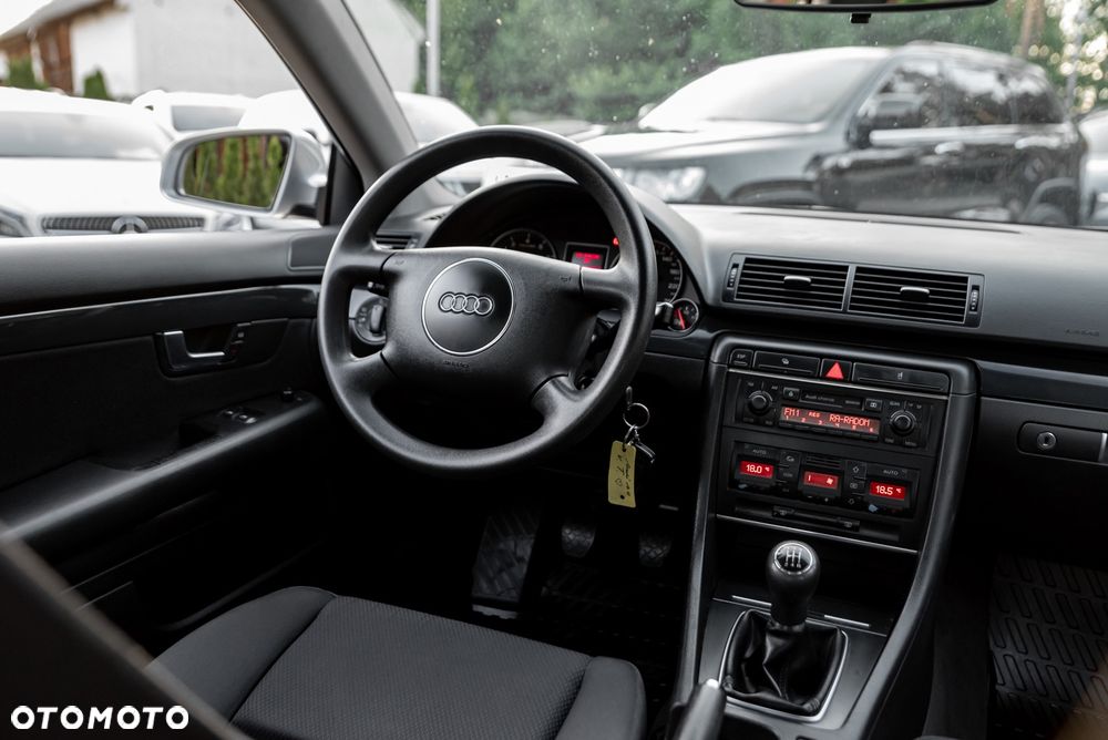 Audi A4 Limousine 1.8 T - 24