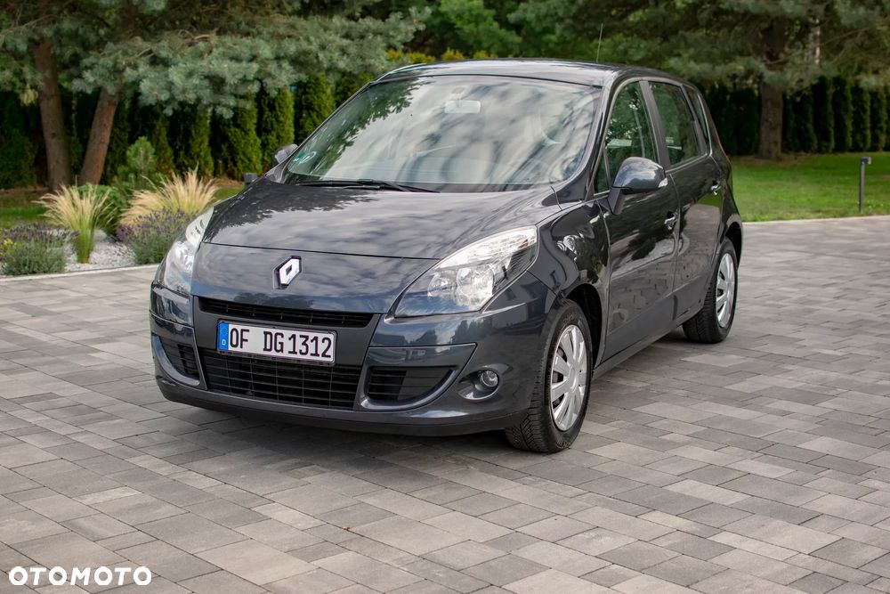Renault Scenic - 8