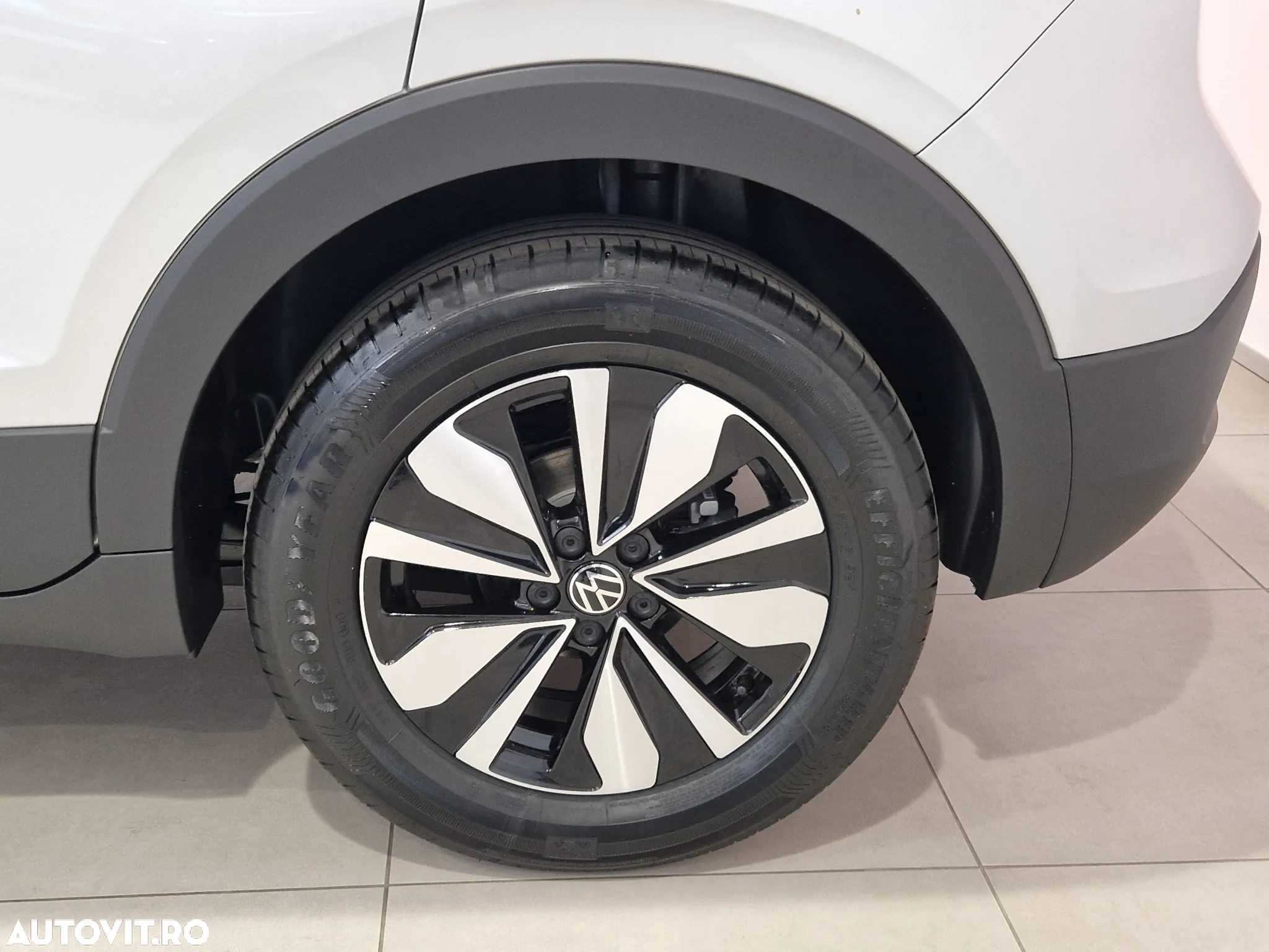 Volkswagen T-Cross 1.0 TSI DSG Life - 10