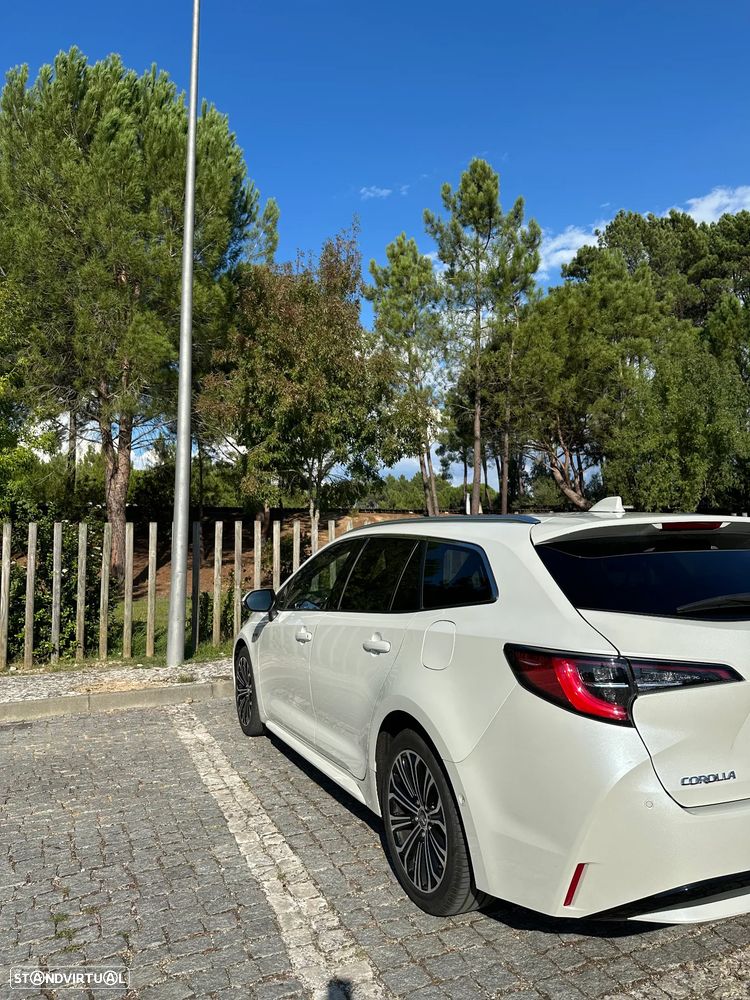 Toyota Corolla Touring Sports - 13