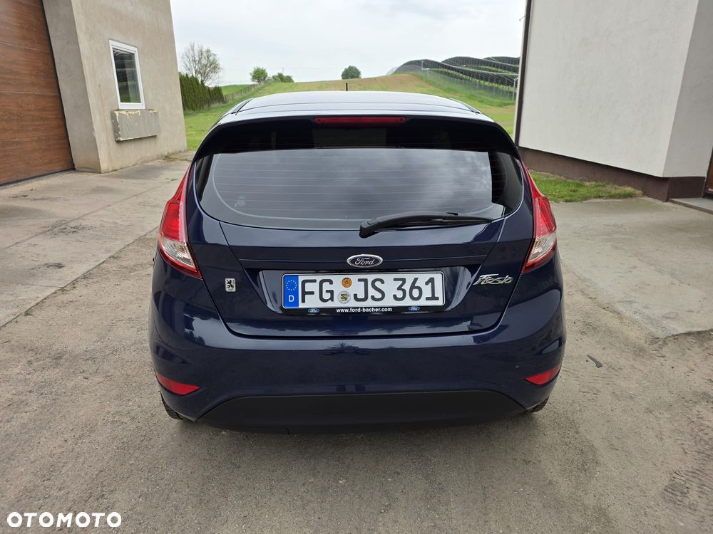 Ford Fiesta 1.25 Ambiente - 24
