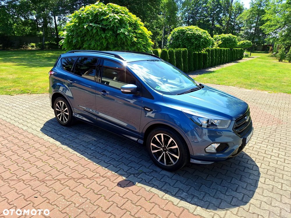 Ford Kuga 1.5 EcoBoost 2x4 ST-Line - 2