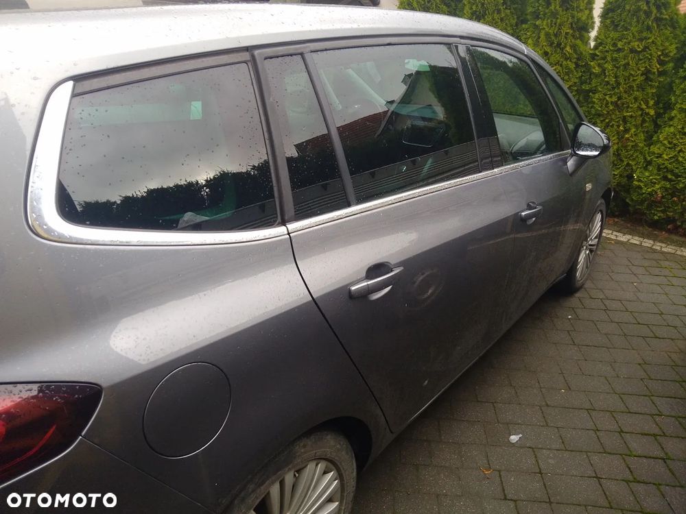 Opel Zafira 2.0 CDTI Cosmo EU6 - 9