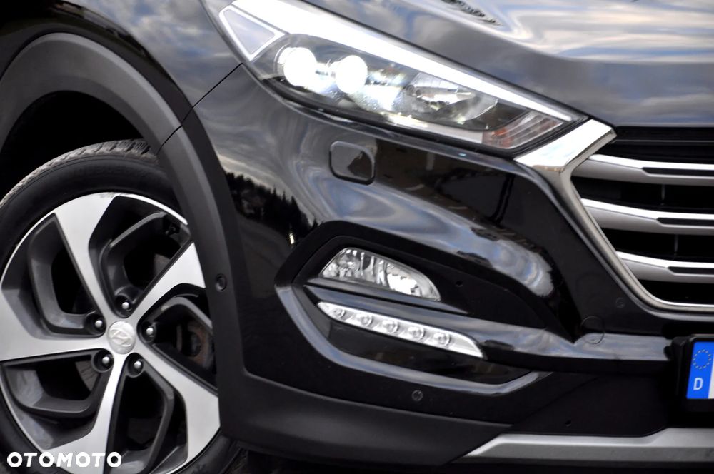 Hyundai Tucson 2.0 CRDI 4WD Automatik Premium - 12