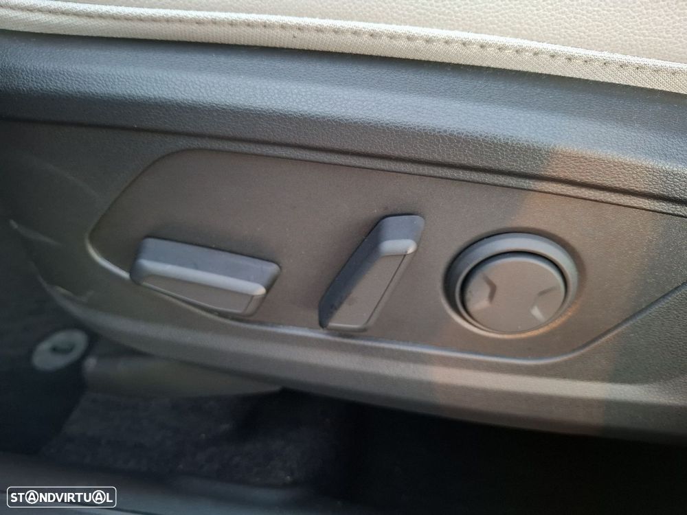 Hyundai Tucson 1.6 T-GDI HEV Vanguard - 27