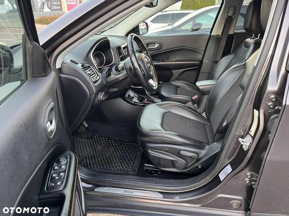 Jeep Compass - 3