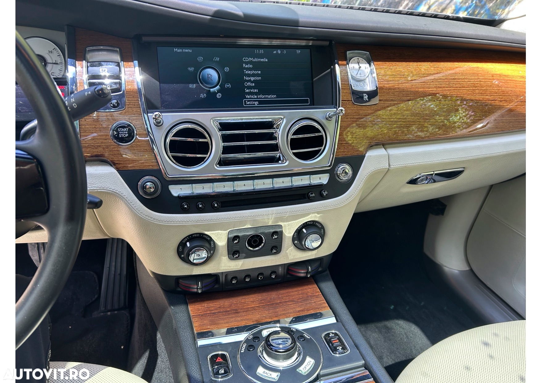 Rolls-Royce Ghost Standard - 8