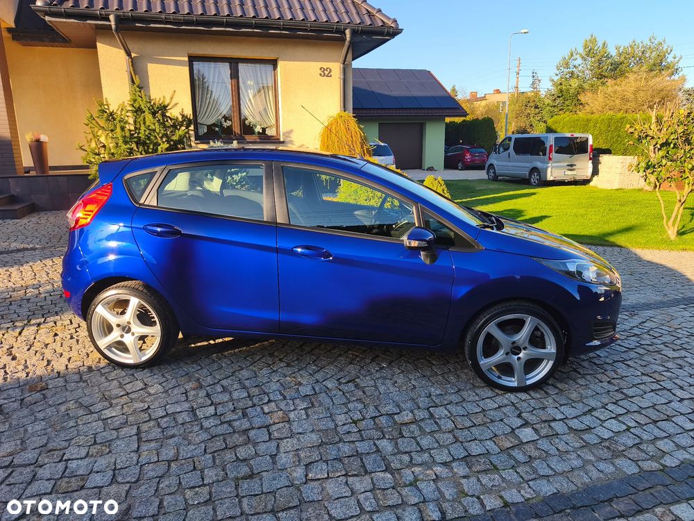 Ford Fiesta 1.25 Celebration - 15