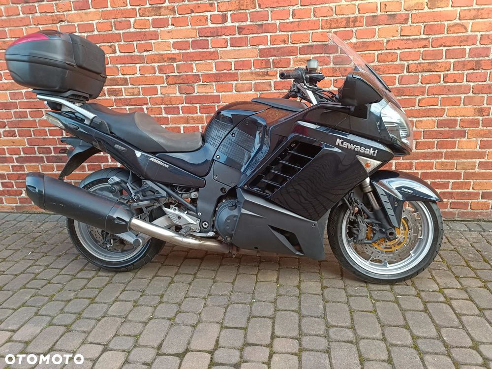 Kawasaki GTR - 10