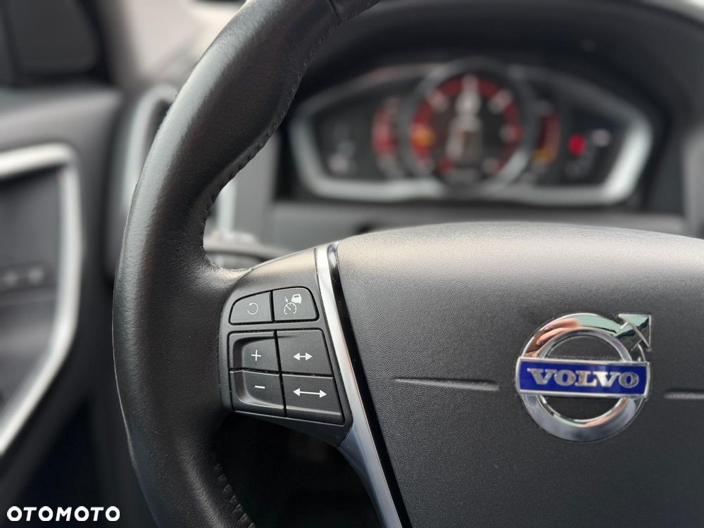 Volvo XC 60 D4 Geartronic Summum - 31