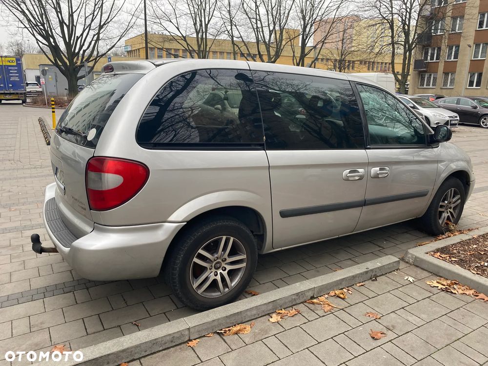 Chrysler Grand Voyager - 5