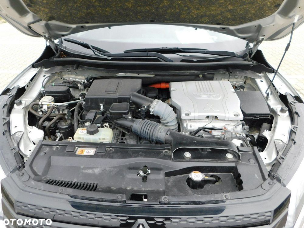 Mitsubishi Eclipse Cross 2.4 PHEV Instyle Plus - 19