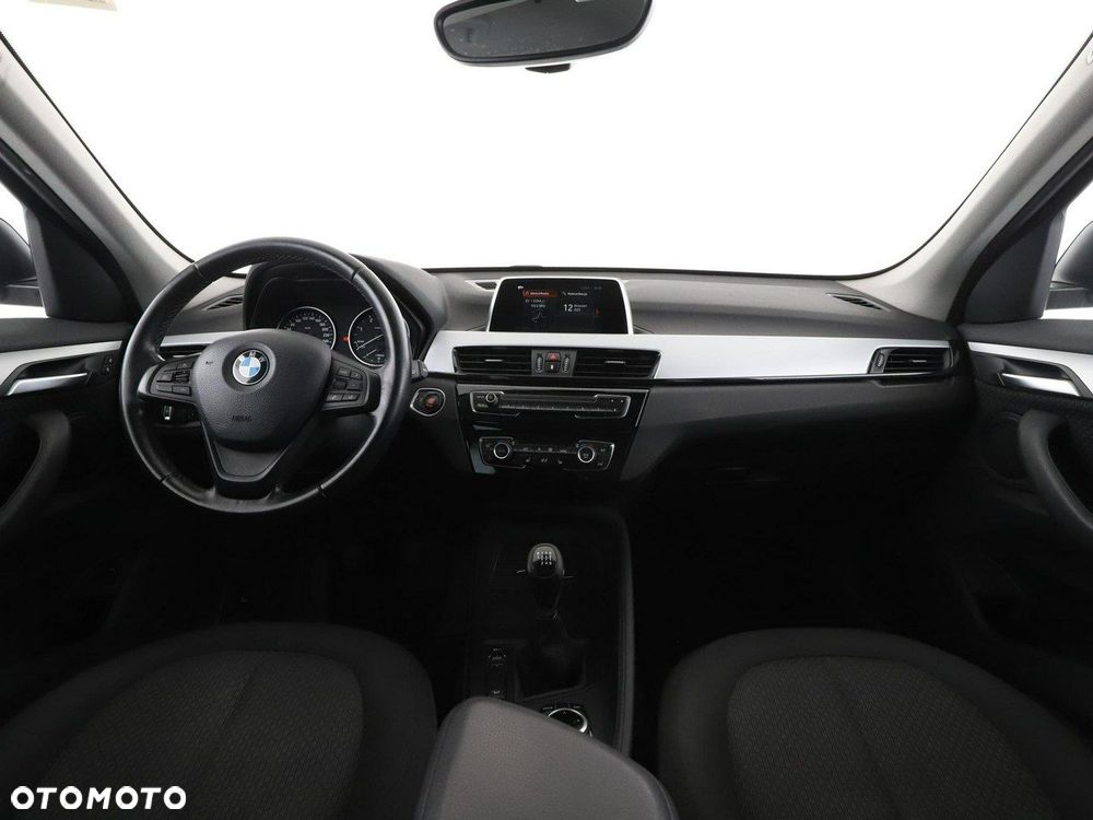 BMW X1 xDrive18d Advantage - 15