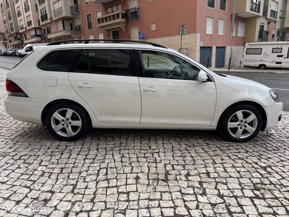 VW Golf Variant 1.6 TDi Confortline - 4