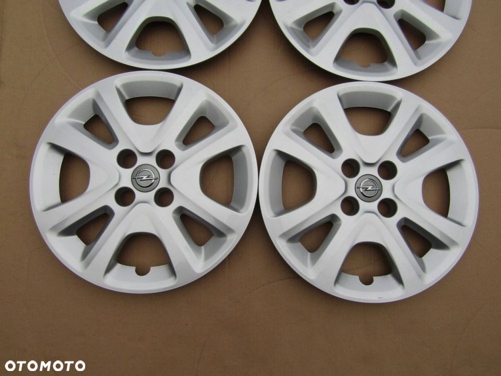 4x Kołpaki Strukturalne 15 Opel Corsa D E Adam Meriva Karl 4x100 - 5