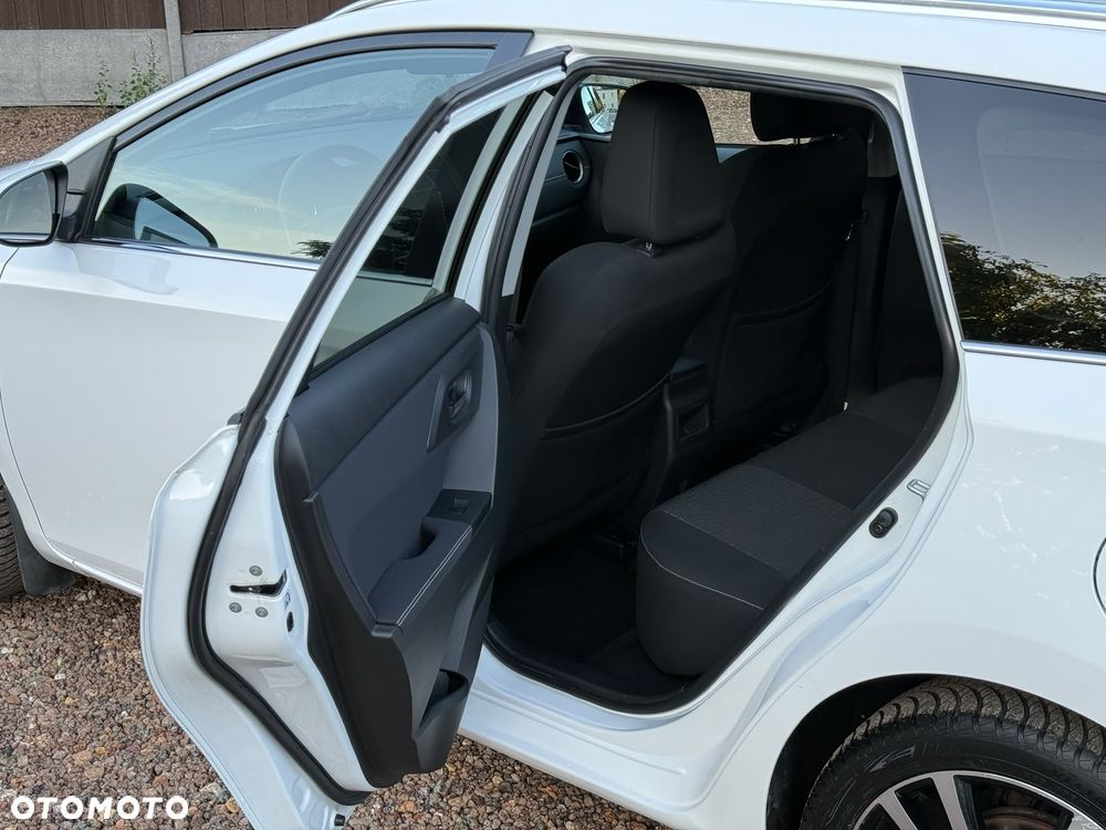 Toyota Auris 1.6 Valvematic Edition - 26