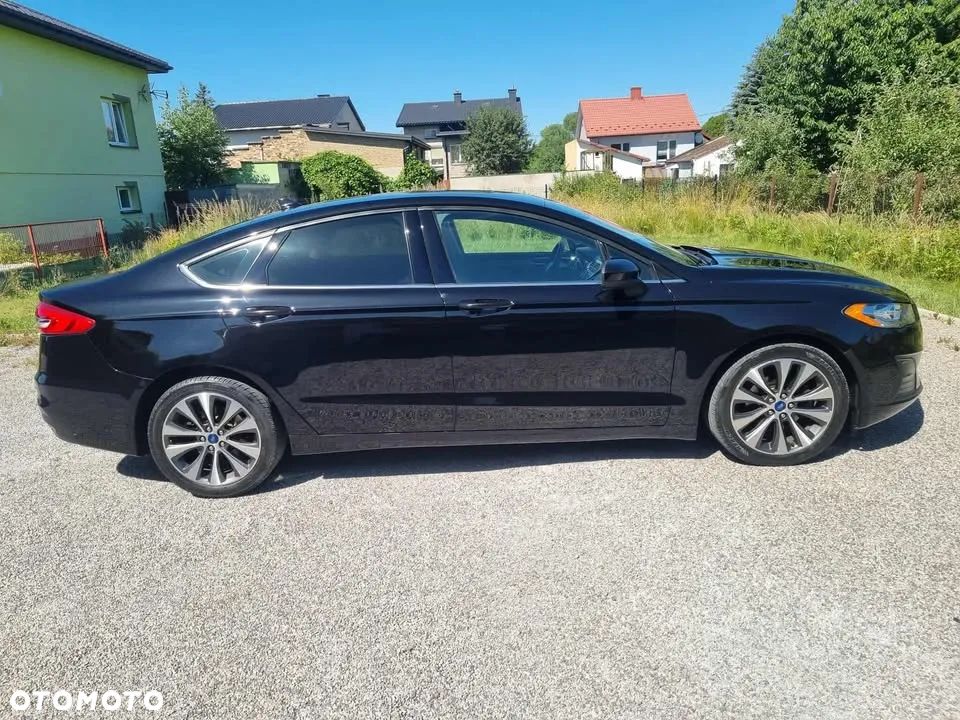 Ford Fusion 2.0 EcoBoost Titanium - 21
