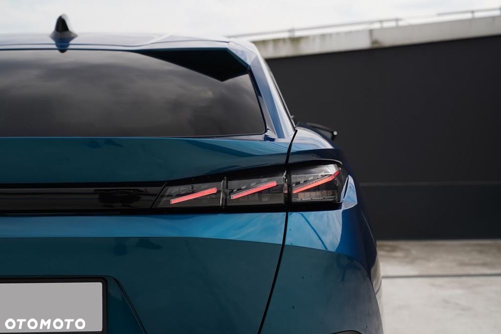 Peugeot 408 1.2 PureTech mHEV GT S&S e-DSC6 - 25