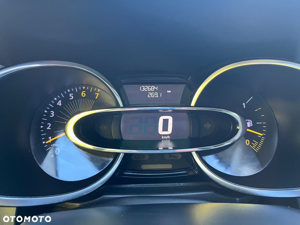 Renault Clio - 20