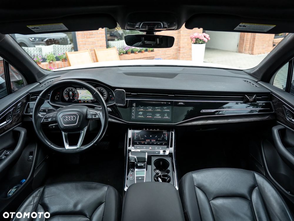 Audi Q7 - 16