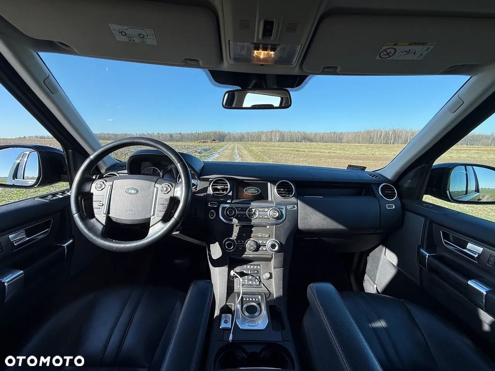 Land Rover Discovery IV 3.0 SD V6 HSE - 28