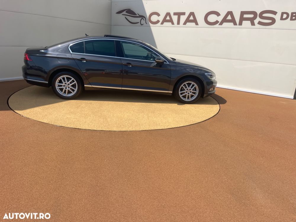 Volkswagen Passat 2.0 TDI DSG (BlueMotion Technology) Highline - 16