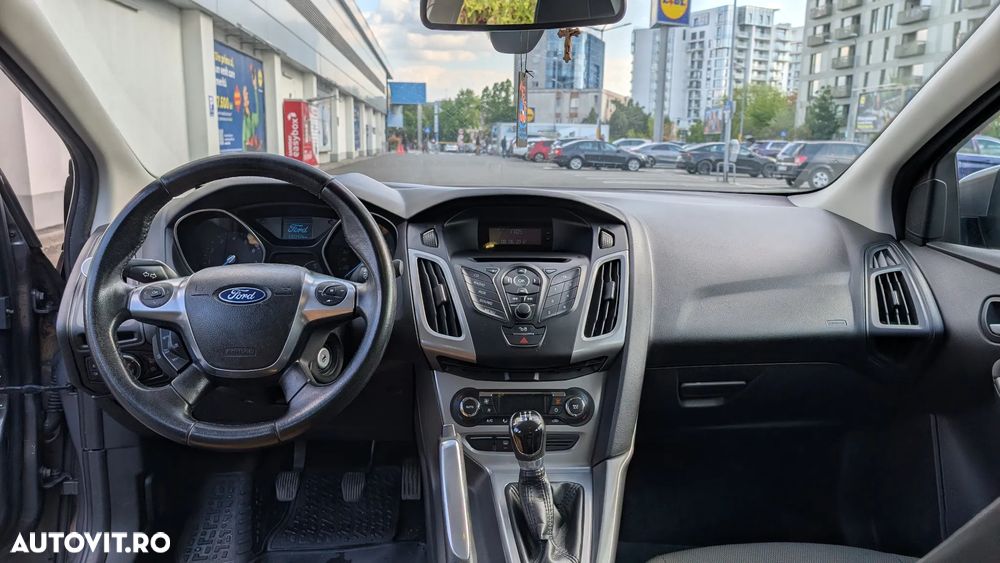 Ford Focus 1.6 Ti-VCT Titanium - 14