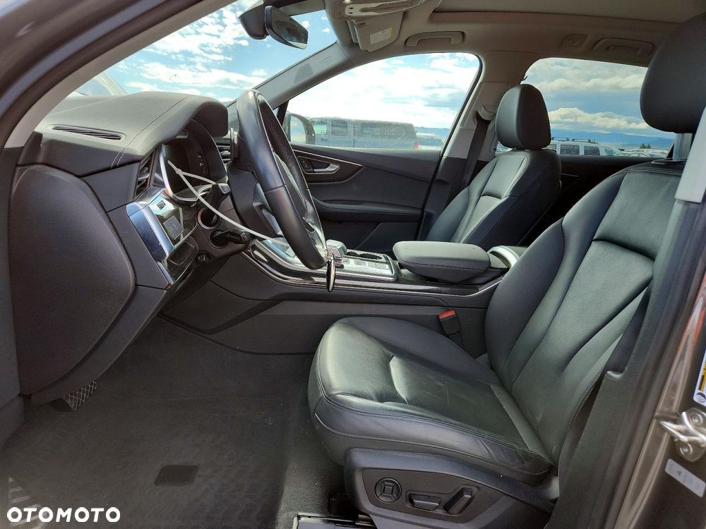 Audi Q7 55 TFSI quattro tiptronic - 8