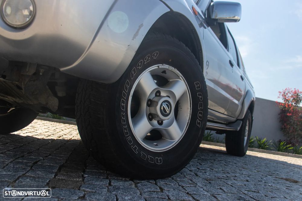 Nissan Navara 2.5 dCi CD Pilot - 8