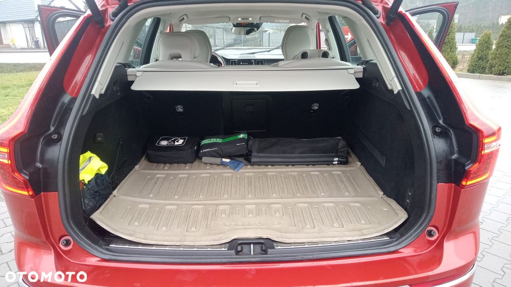 Volvo XC 60 T5 AWD Momentum - 14