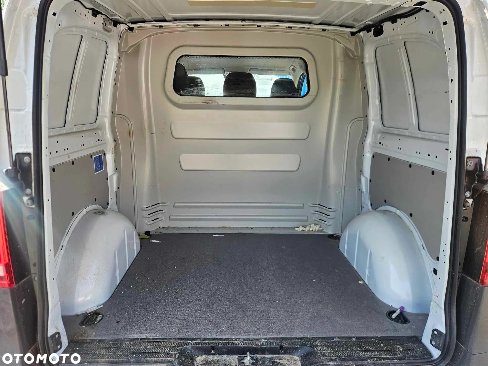 Mercedes-Benz VITO BRYGADÓWKA 4MATIC  4x4 - 9