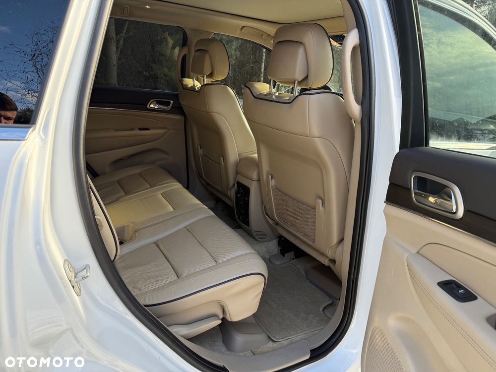 Jeep Grand Cherokee 3.6 V6 Overland - 23