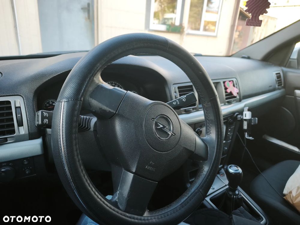 Opel Vectra 1.8 - 10