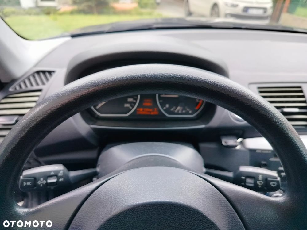 BMW Seria 1 - 23