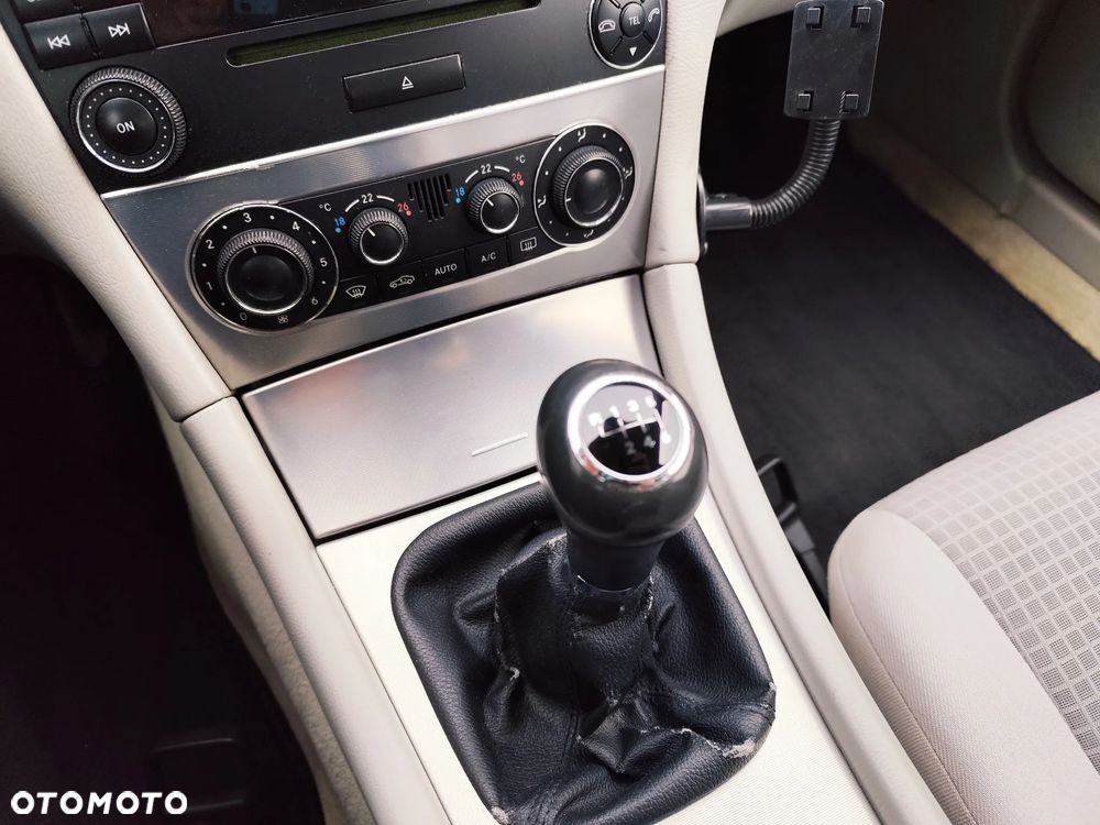 Mercedes-Benz Klasa C - 24