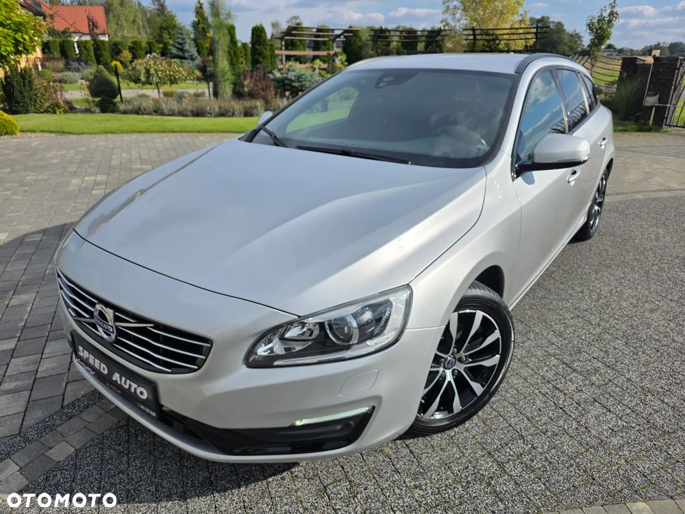 Volvo V60 D3 Geartronic Summum - 9