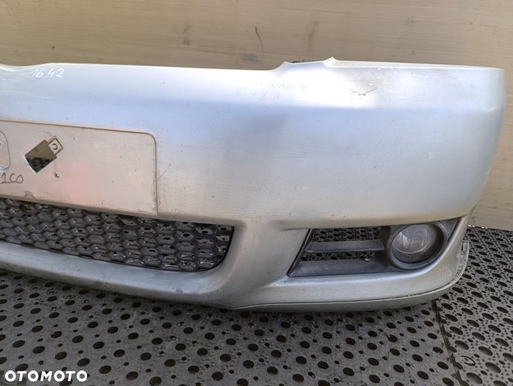 TOYOTA COROLLA VERSO II HB ZDERZAK PRZÓD 1C0 - 6