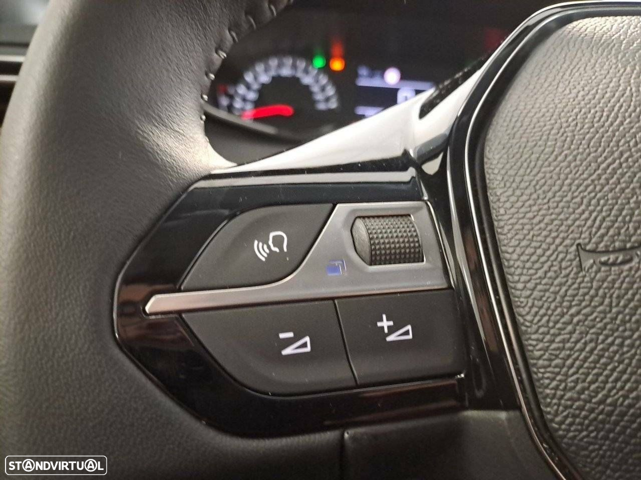 Peugeot 208 1.2 PureTech Active - 16