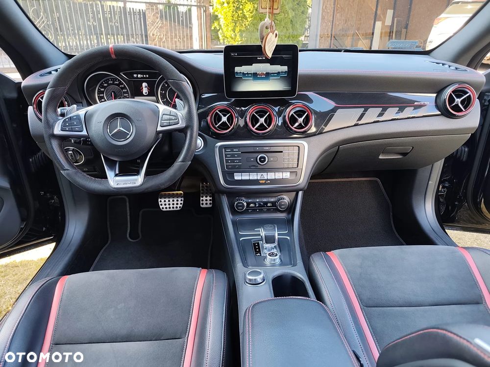 Mercedes-Benz CLA - 11
