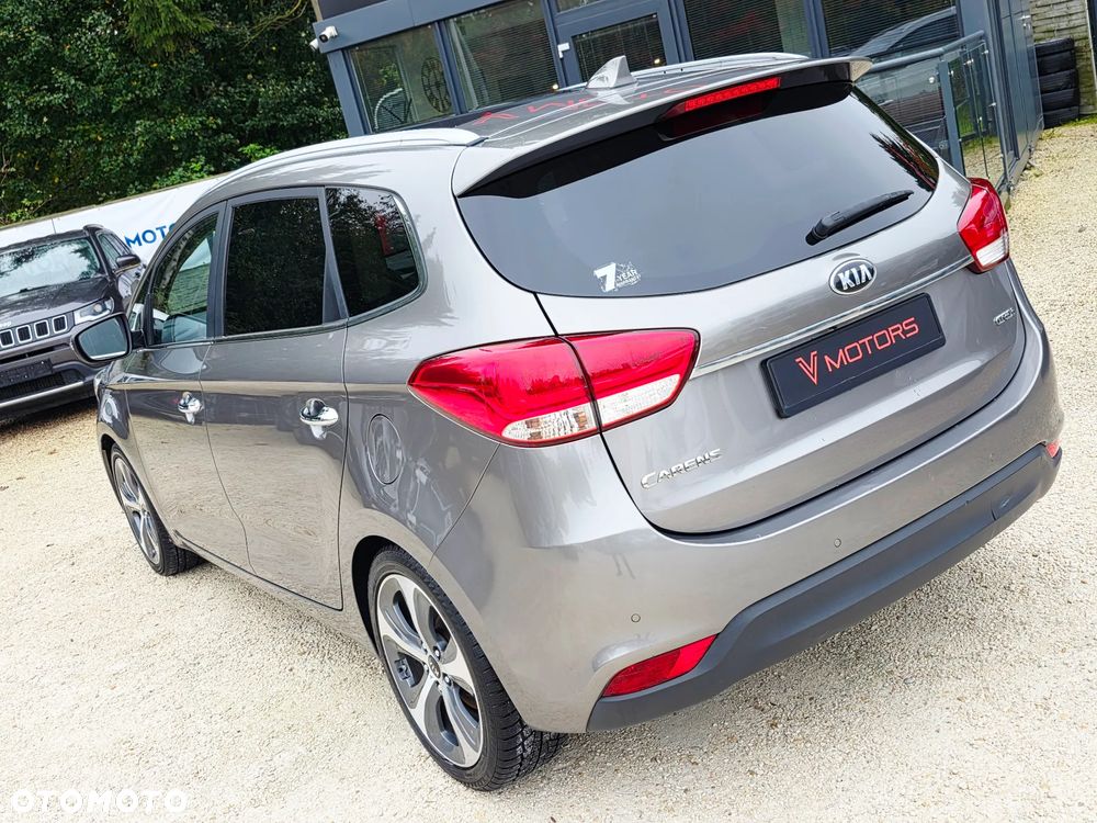 Kia Carens 1.7 CRDi XL 7os DCT - 37