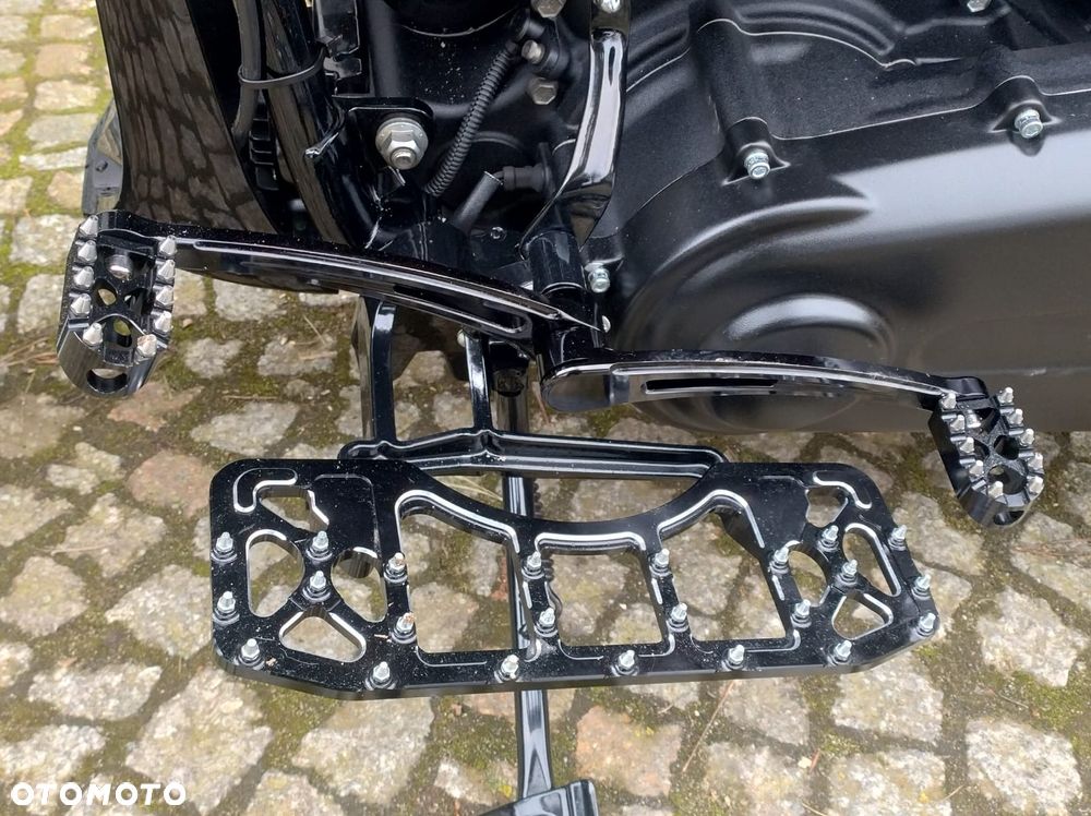 Harley-Davidson Softail Slim - 35