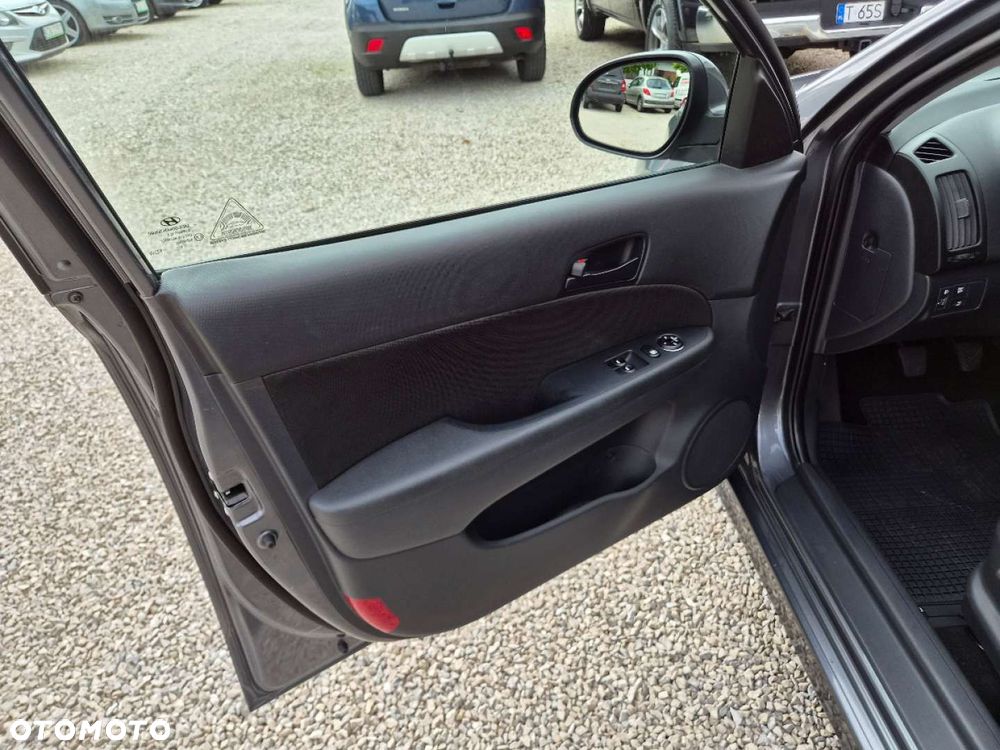 Hyundai i30 - 16