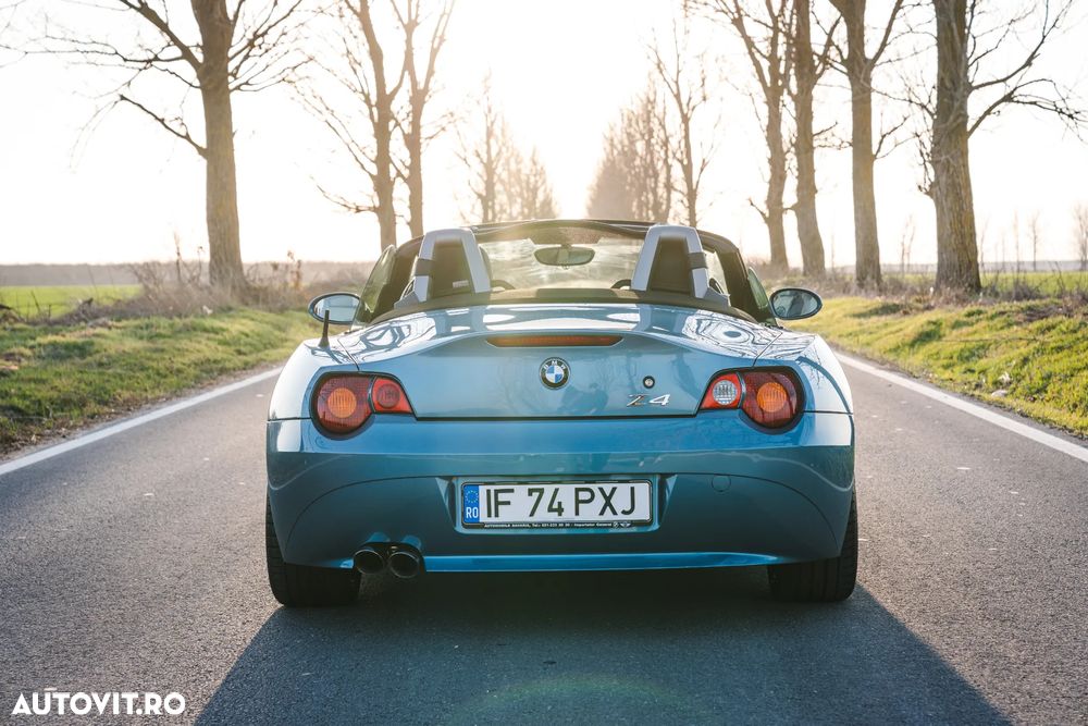 BMW Z4 2.5i - 10