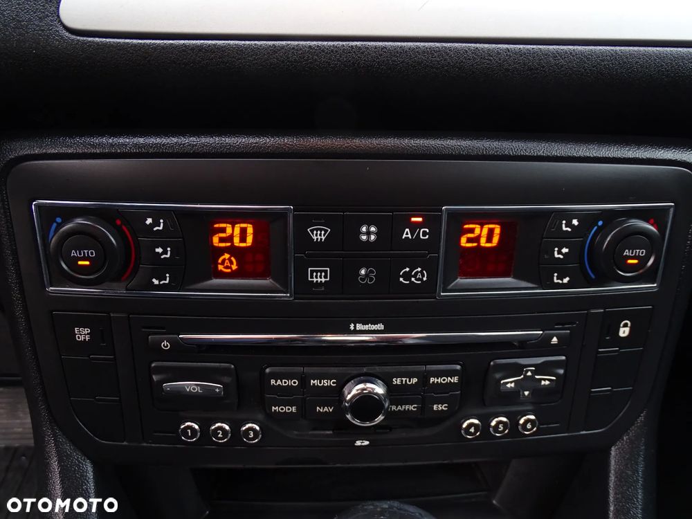 Citroën C5 2.0 HDi Exclusive - 10